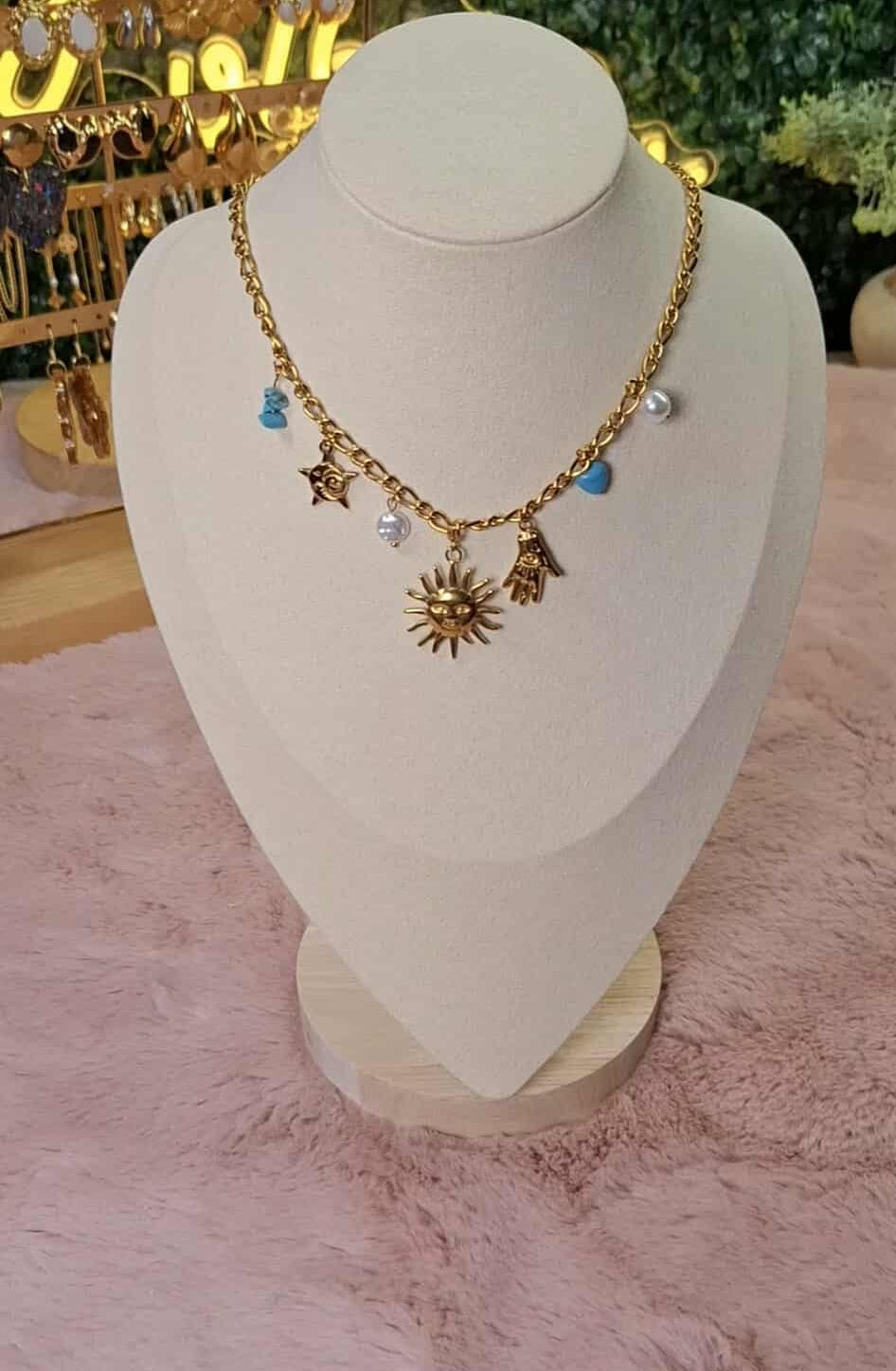 Collier "sunhand"