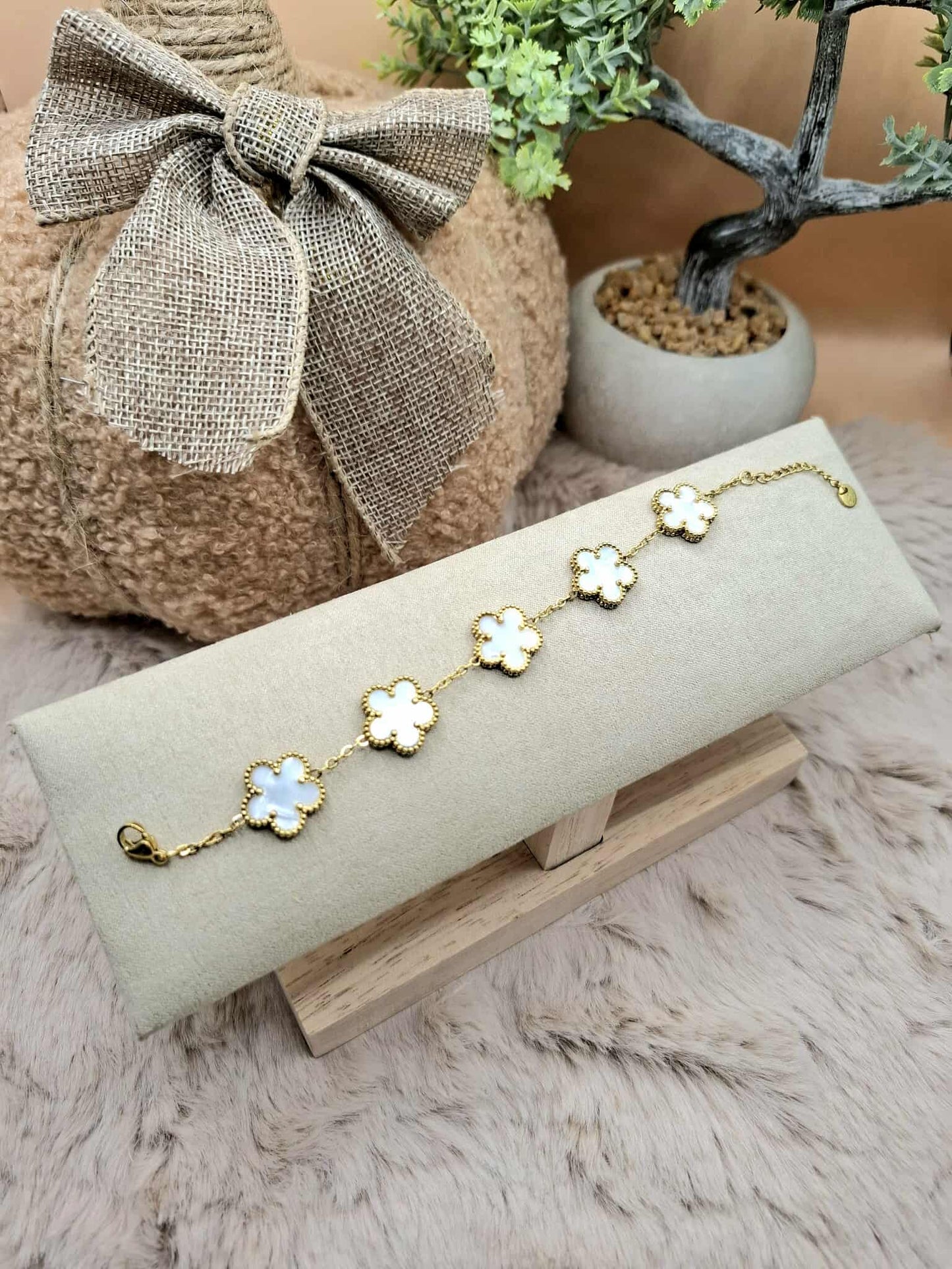 Bracelet trèfles "Blanc nacré"